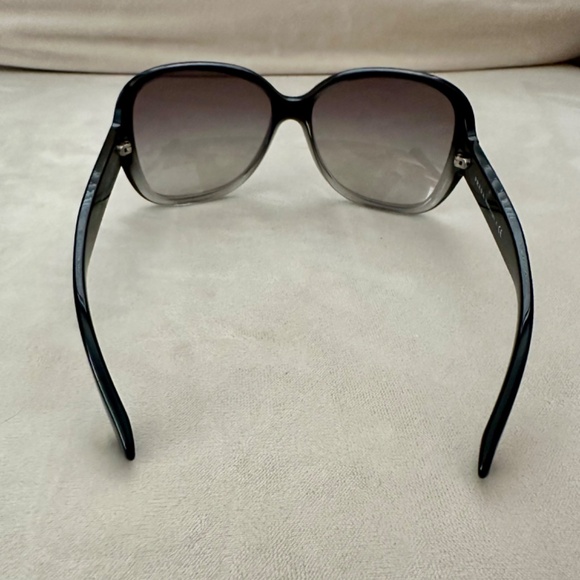 Prada Black PR 27MS Sunglasses with case - Picture 2 of 7